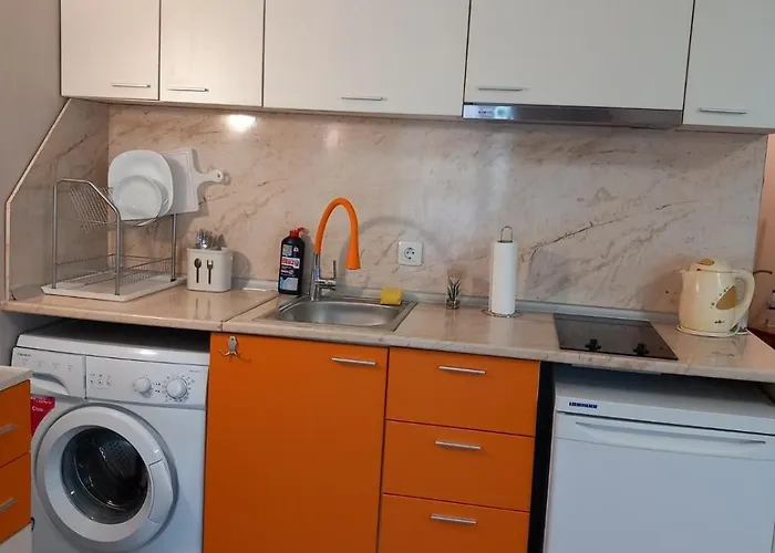 Апартаменты силви съни бийч плаза *